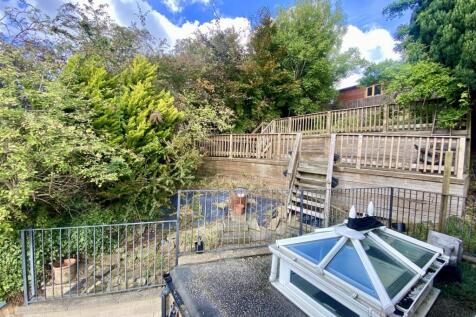 Bramleys Estate Agents - Huddersfield Road - Mirfi