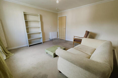Lounge a.JPG
