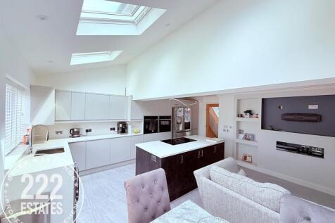 PHOTO-2025-06-13-14-37-40 (20).jpg