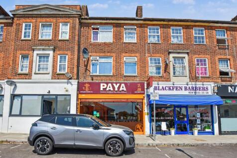 4 &amp; 4A Gloucester Parade, Blackfen Road, Sidcup, DA15 8PS