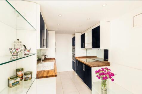 Garden Apt., Pershore Manor, Bridge St, Pershore, WR10 photo 3