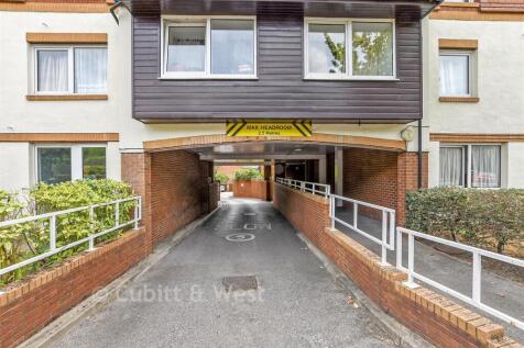 Driveway/Parking