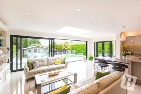 Living / Kitchen
