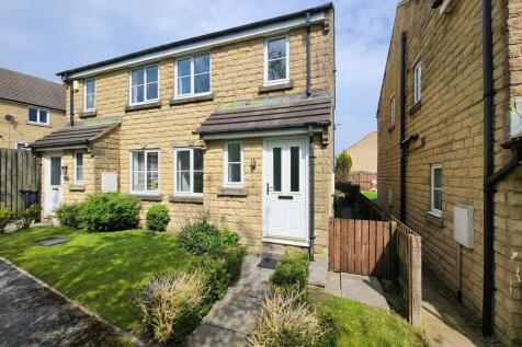 9 Siskin Drive - Front.jpg