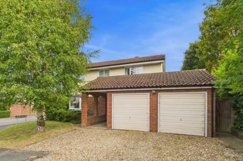 CAM01995G0-PR0341-STILL009