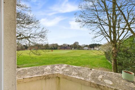 CAM02909G0-PR0353-STILL008