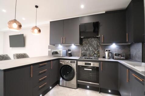 Bari Apartments (3), Clare Road, Cardiff CF11 6QP photo 4