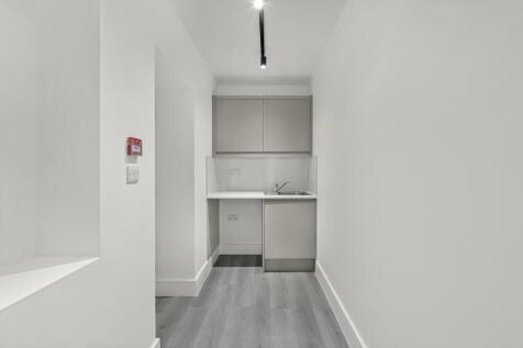 KITCHEN 1.jpg