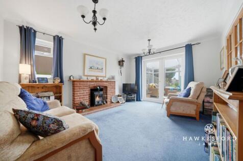 Fallowfield, Sittingbourne - Lounge