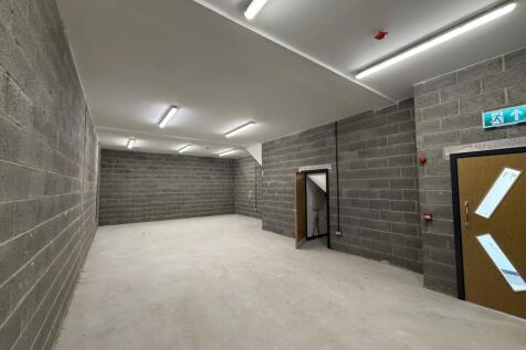 Distribution Warehouse to rent Image 6