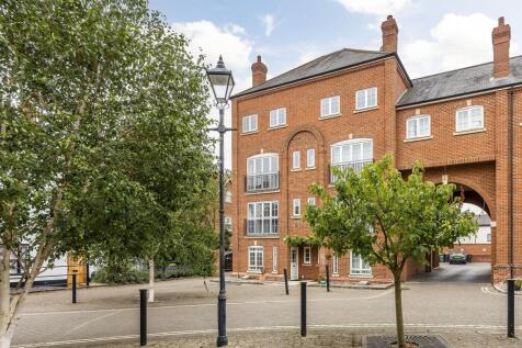 4-bed terraced on Coopers Lane, Abingdon, OX14, £2,750/mo