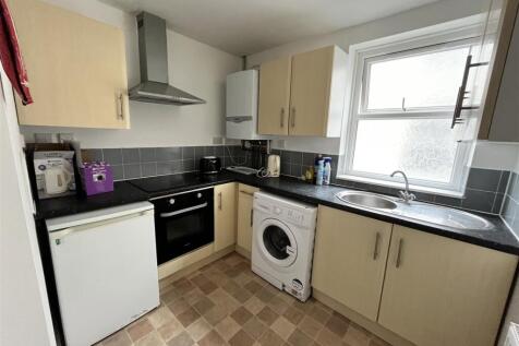 Waverley Road, Southsea photo 4