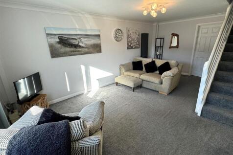 79 Dale Road Lounge