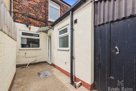 Rear Courtyard