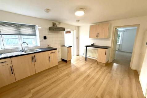 Well fitted kitchen