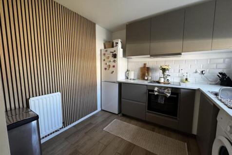 Chicory Drive, Rugby photo 3