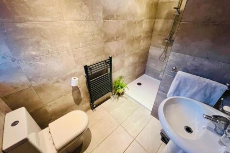 WhatsApp Image 2025-09-26 at 12.44.34_bb4422ef.jpg