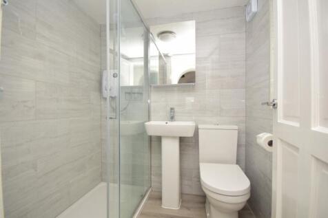 Shower Room.jpg