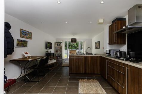 Living/Dining Kitchen