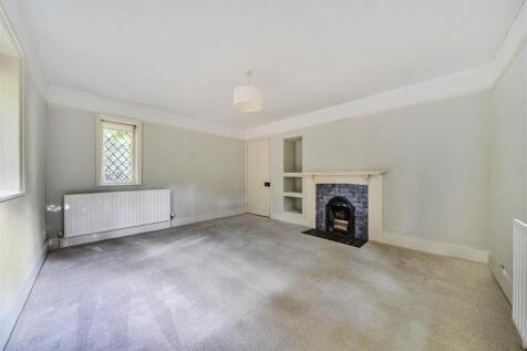 Sitting room.jpg