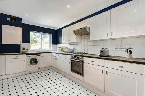 Kitchen - Angle 1