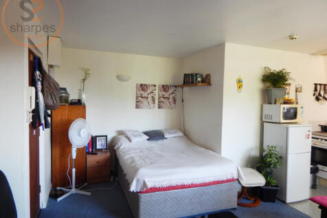 Bedroom.JPG
