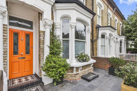 Kynaston Road, N16