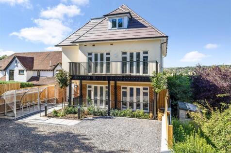 114536_Flat 6 8 Coulsdon Road (1).jpg