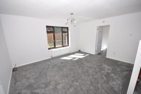 Varden Close, Chelmsford, Essex photo 5
