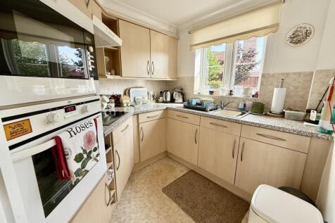 Cooper Court, Spital Road, Maldon, Essex photo 3