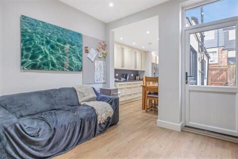 Kimbolton Avenue, Nottingham, £183 per person per week photo 4