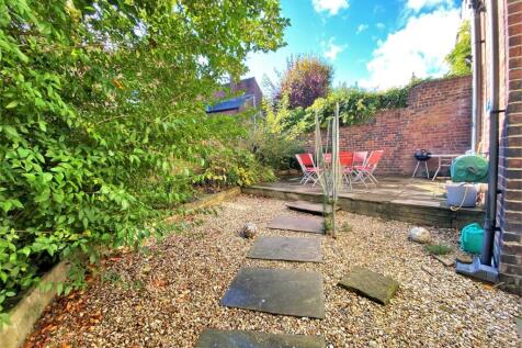5 Spring View Road, Sheffield photo 4