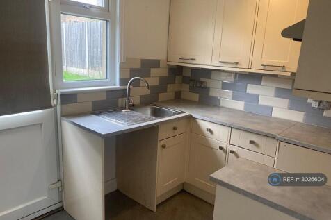 Fairview Drive, Chigwell, IG7 photo 3