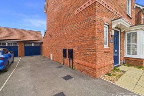 SINGLE GARAGE