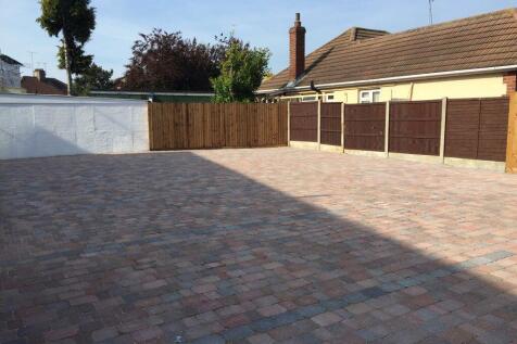 Eastwoodbury Crescent - Online Registration photo 3