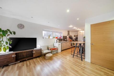 Davidson Frost-Wellings, DFW, Brindley Court, Rece