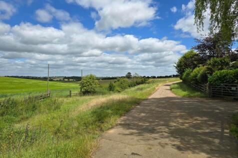 Holdenby Road