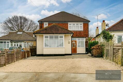 Woodmere Close 14 MV-22.jpg