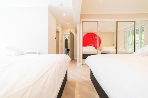 Award-winning Media team on EVERY Listing_24