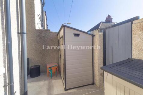 Rear yard view 2