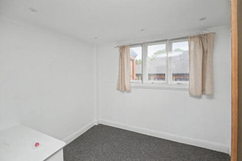Flat 12, The Clock House, 83 Tweedy Road, Bromley, Kent, BR1 1RP