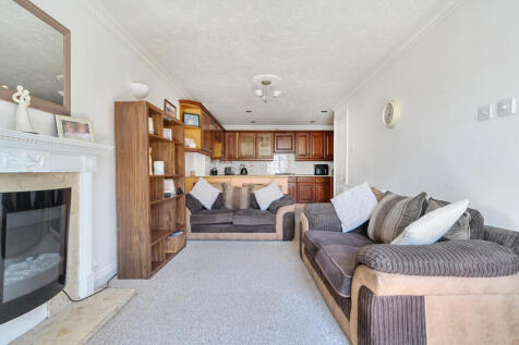 1301844-8-683df40...