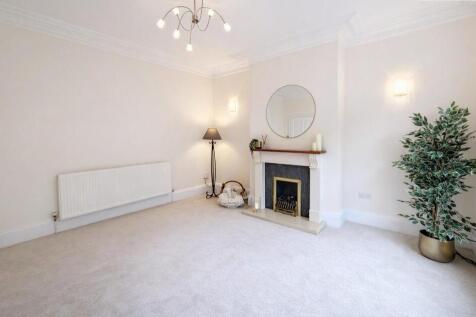 living room alt .jpg