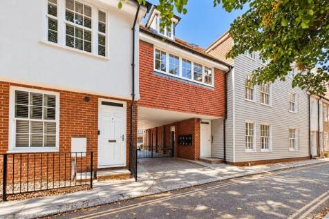 1 bed flat to rent Church Lane, Canterbury CT1 2N