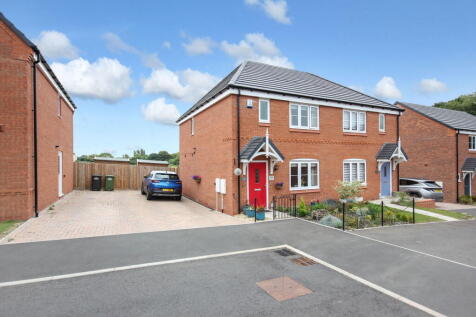 Kidderminster, DY10 - property photo