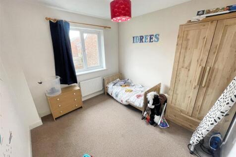 bedroom 3.jpg