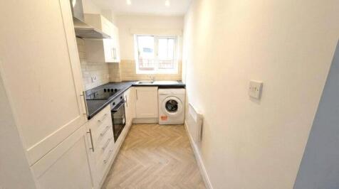 Plymouth Point, Longsight, Manchester, M13 photo 3