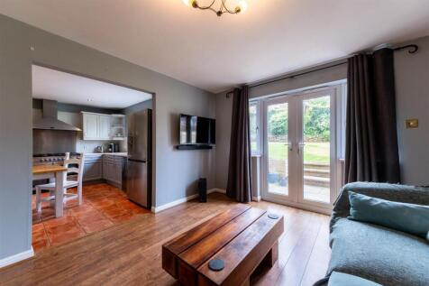 1 Registry Close-010.jpg