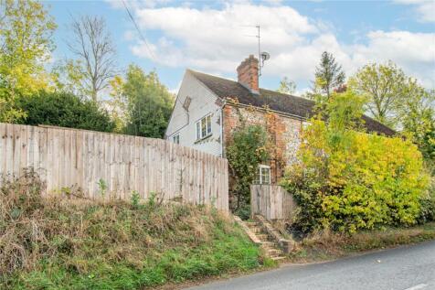 2-bed semi-detached on Hungerford Hill, Lambourn, Hungerford, Berkshire, RG17, £1,500/mo