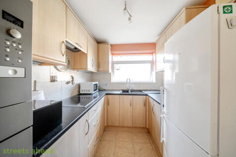 fcda23eb-79d8-49d...